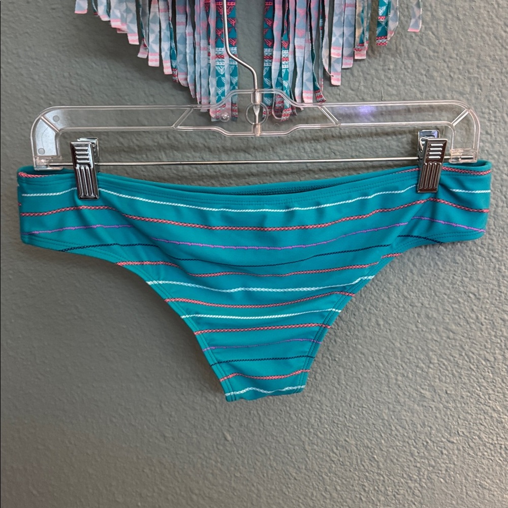 Roxy boho bikini turquoise multi-colored Medium Bandeau style top NWT - Picture 5 of 6